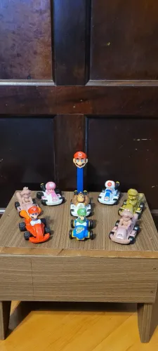 Vendo lote Miniaturas do Mario Kart 