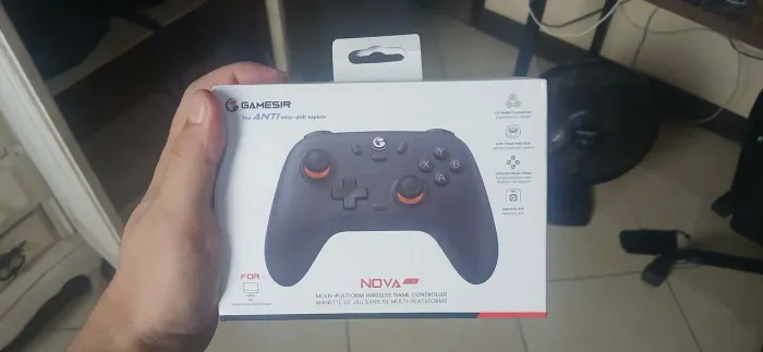 Controle pc e cel so entrego em mãos zn RJ