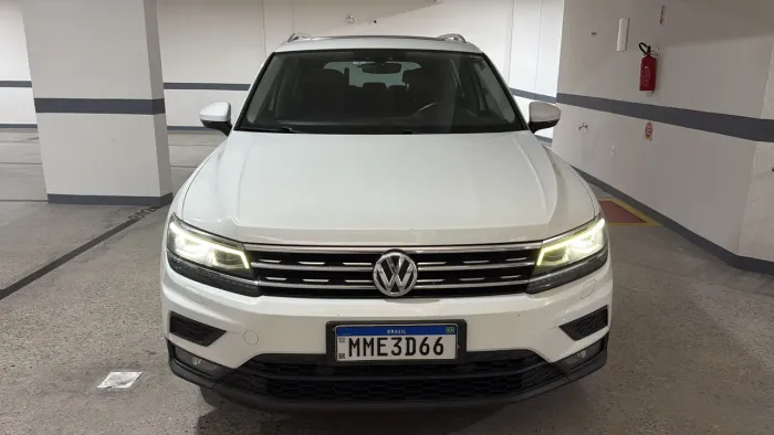 Volkswagen Tiguan Allspac Comf 250 TSI 1.4 Flex 2018