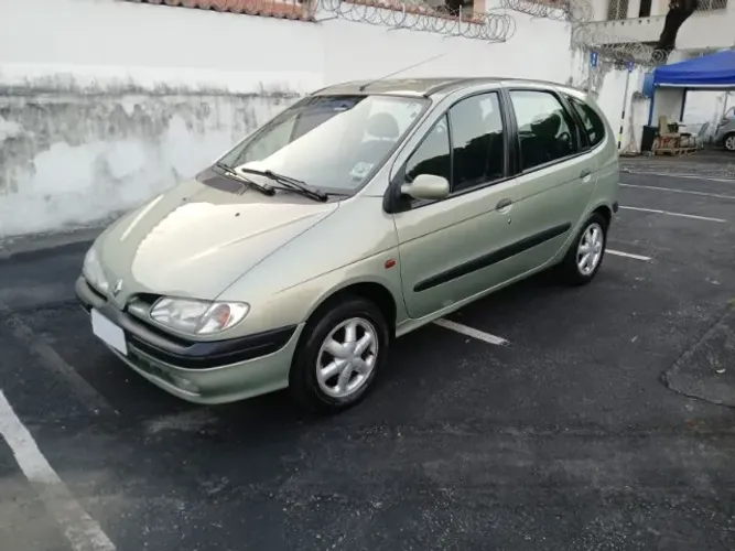 Renault Scenic Rxe/ Privilège 2.0 16V 5P Mec. 2001