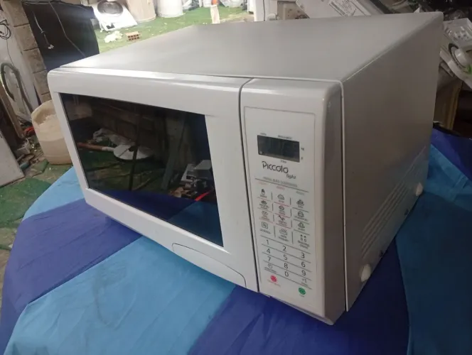 Microondas Panasonic 20 litros funcionando perfeitamente