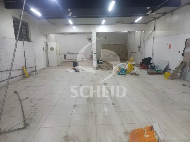 ÓTIMO SALÃO COM 272M DE AREA CONSTRUIDA, EM ÓTIMA LOCALIZAÇÃO, BOM PARA LOJAS, OFICINAS