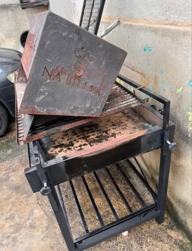 Parrilla Argentina Profissional Completa com Firebox e Descanso - Oportunidade