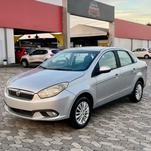 Fiat Grand Siena Attrac. 1.4 EVO F.flex 8V 2013