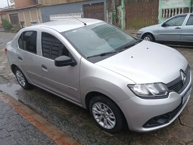 Renault Logan Authentique Hi-flex 1.0 16V 4P 2016