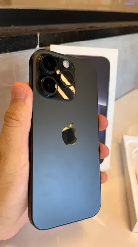 iPhone 16 Pro 256GB - Black Titanium