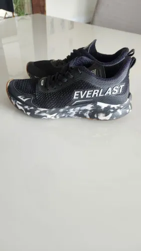 Vendo tênis Everlast
