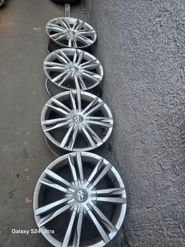 Rodas originais golf 5x112 aro 17