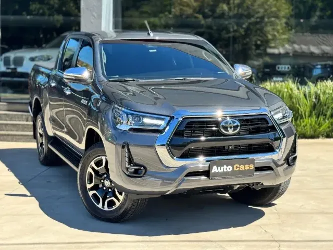 Toyota Hilux CD SRX 4X4 2.8 TDI 16V Diesel Aut. 2025