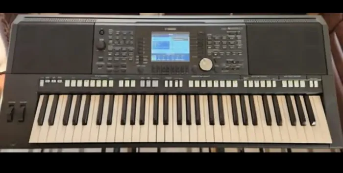 Teclado Yamaha PSR-S950