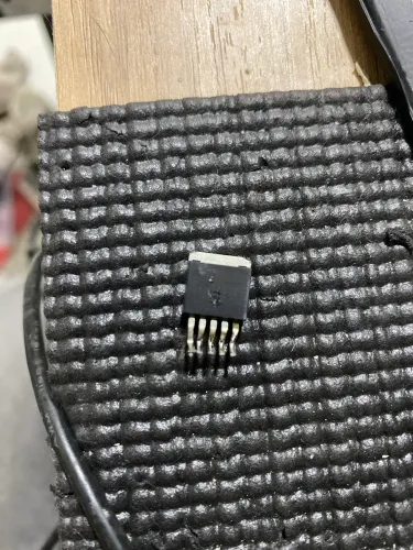 Regulador Mic29302wu novo