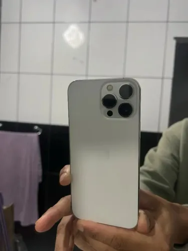 iPhone 13 Pro Max (Só entrego em mãos)
