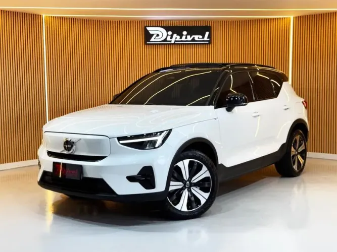 Volvo XC40 Recharge Plus (elétrico) 2023