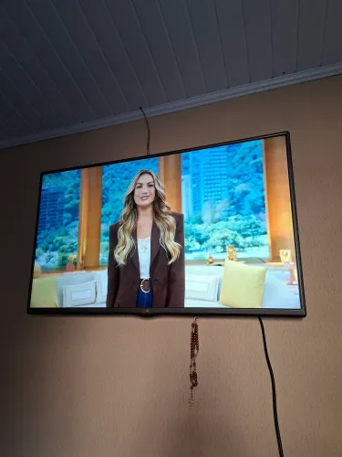 Vendo TV LG 43pol(não smart)