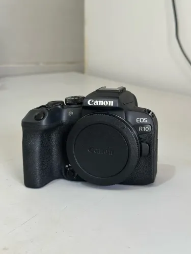 Canon R10 SUPER NOVA