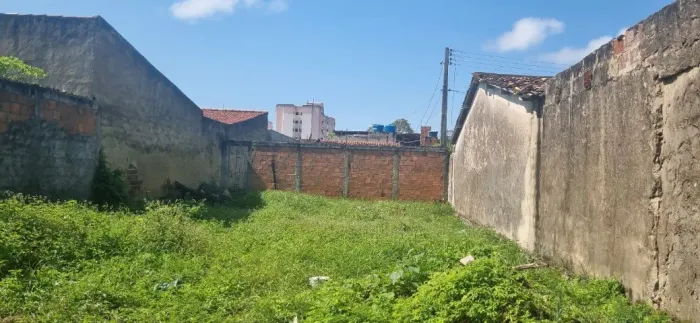 Terreno 10x24. Valor: R$ 80.000,00. No Rosa Elze - Ótima localização