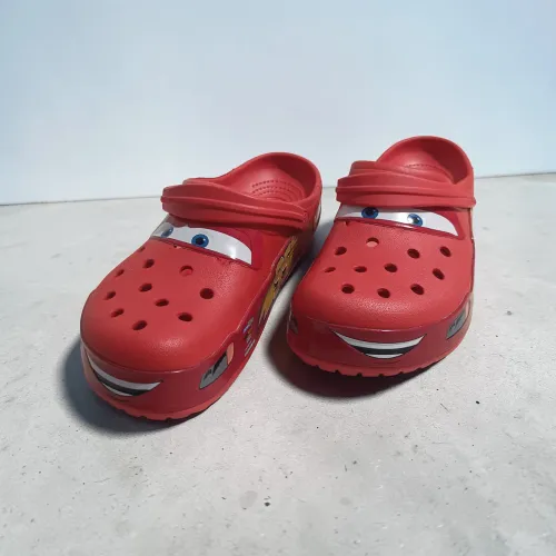 Crocs Relâmpago McQueen Tam 44 (29cm) - Novo na embalagem original.