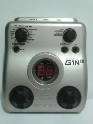 Pedaleira Zoom g1next