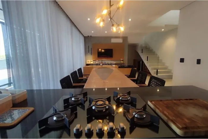 Casa para alugar com 3 suítes e piscina, no Alphaville 3 em Sorocaba SP.