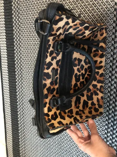 Bolsa SANTA LOLLA COURO USADA