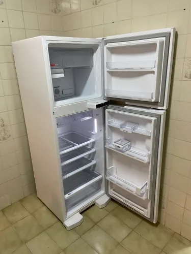 Geladeira Brastemp Frost Free Duplex 375 L Branca - BRM44HB