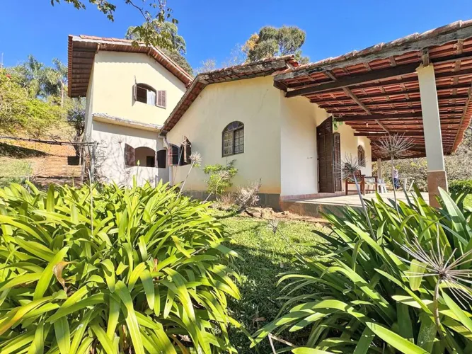 Chácara à venda, 8000 m² por R$ 450.000 - Zona Rural - Itapeva de Minas/MG