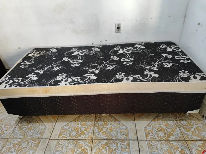 Cama box de solteiro 