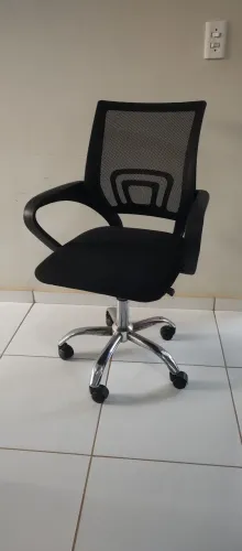 Escrivaninha+cadeira de escritório