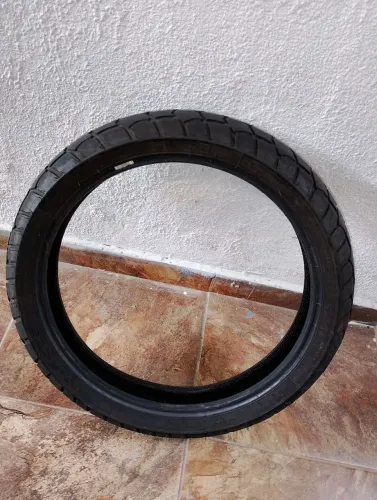 Pneus Michelin ANAKEE ADVENTURE <br>FRENTE- 120/70 R 19<br>TRASIRO - 170/60 R17
