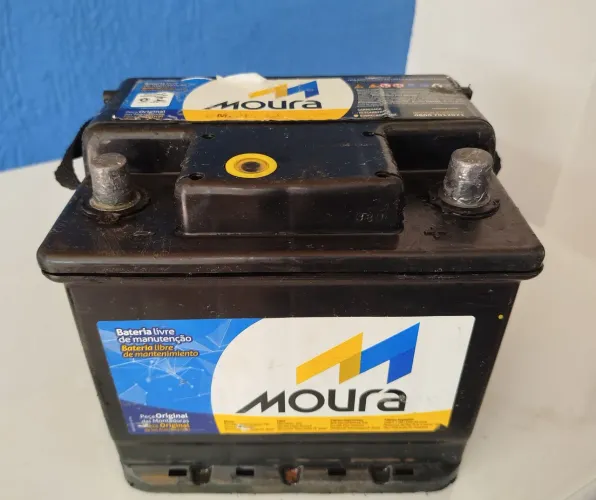 Bateria Usada Moura 50 Amperes