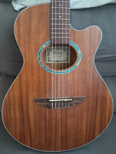 Violão nylon troco ou vendo