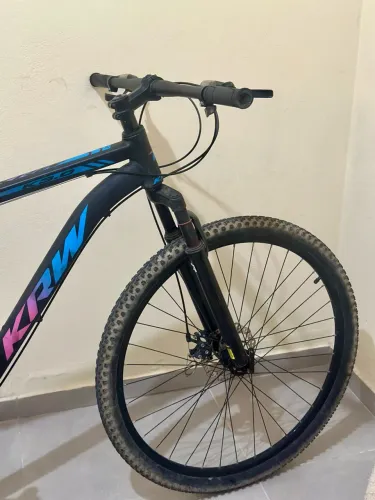Bicicleta semi nova Aro: 29 Tipo: mountain bike (MTB)