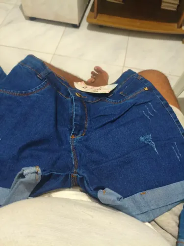 Short jeans novo, estou vendendo por que comprei em Caruaru e não coube 42 forma pequena
