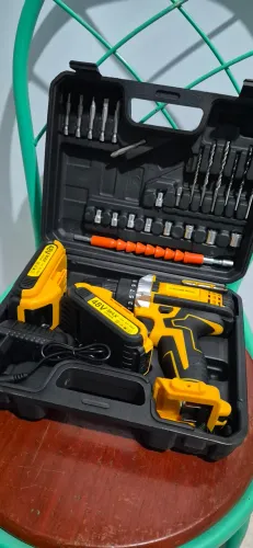 Parafusadeira Furadeira 48V<br>2 baterias <br>Maleta e Acessórios