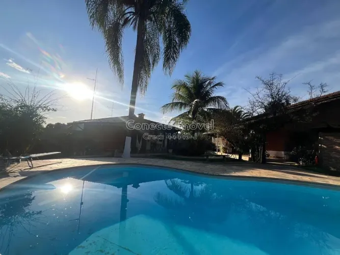 Chácara à Venda com Área de Eventos e Casa Independente no Bairro Pinhalzinho / Santo Antô