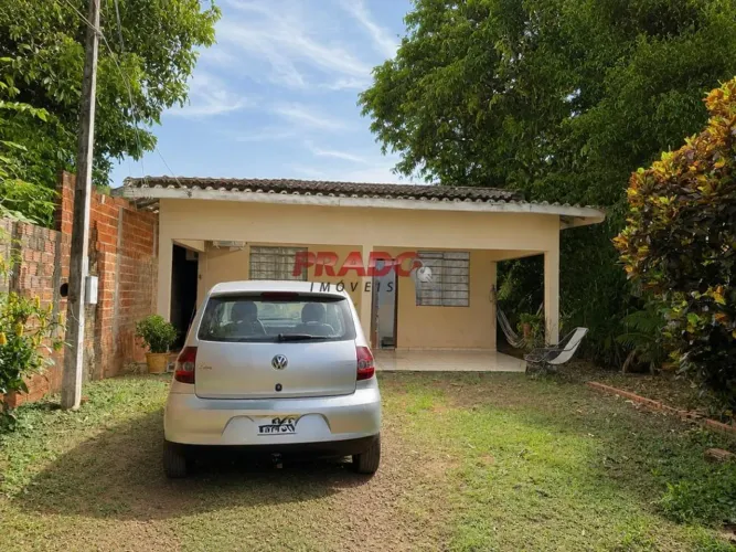Chácara à venda em Maringá, Condomínio Santa Marina, com 3 quartos, com 1000 m²