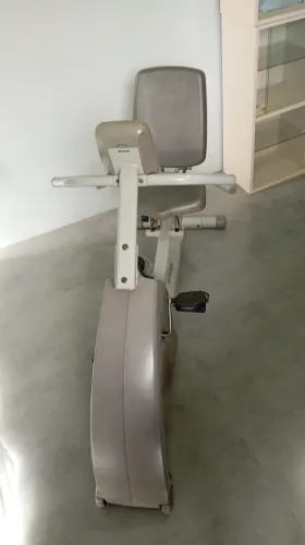 Bicicleta Ergométrica horizontal Athletic