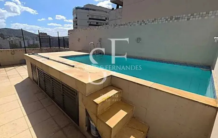 Tijuca - Rua Carvalho Alvim - Cobertura Duplex, 4 quartos, 2 suítes, varanda, dependência 