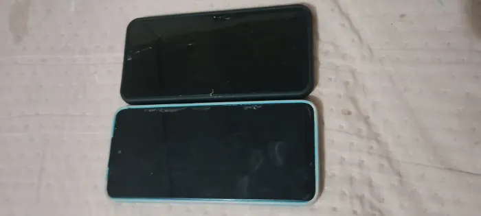 TROCO UM MOTOG22 E REDMI 8 POR UM IPHONE