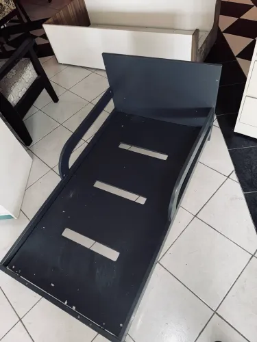 Cama Infantil de Transição Preta em MDF