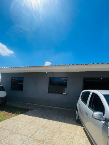 Casa a venda para investir ou morar.
