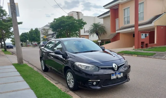 Renault Fluence Sed. Dynamique 2.0 16V Flex Aut. 2015