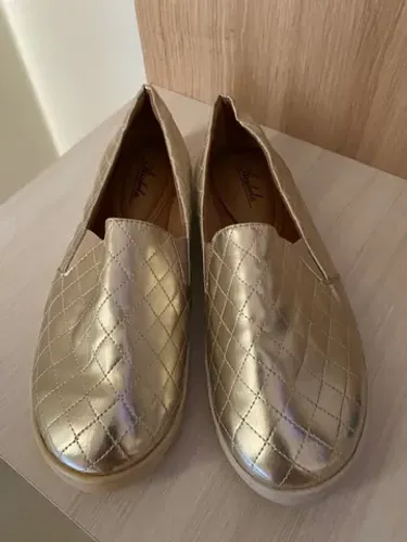 Calçado Slip-On Arabela
