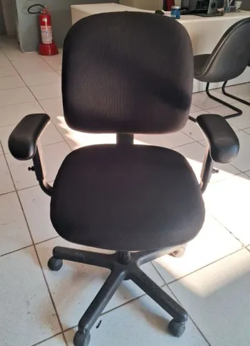 Cadeira de Escritório giratória Alberflex 