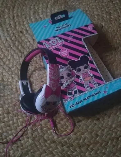 Fone de ouvido LOL