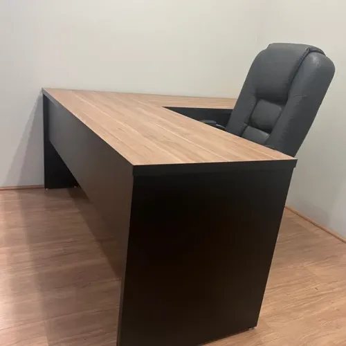 Mesa para escritório NOVA mdf