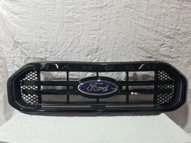Grade frontal Ford range 19/22 black piano