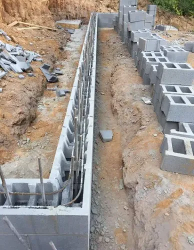 Pedreiro disponível para empreita e diária!