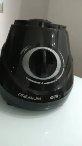 Liquidificador Mondial sem copo