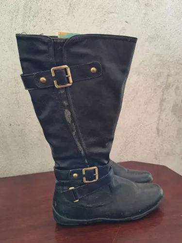 Bota Preta Tamanho 37